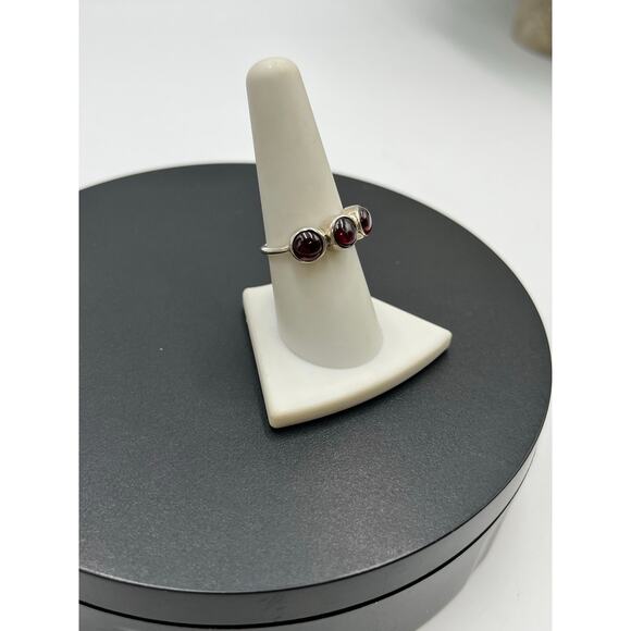 Sterling Silver Bezel Set Three Round Red Garnet Cabochon January Ring size 8.25 - Picture 4 of 8